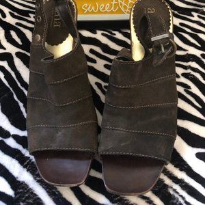 a.n.a. gently used shoes